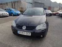 Usado VW Golf IV Trendline 105 CV (77 kW) 2005 Azul Berlina
