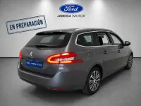 Usado Peugeot 308 SW Allure 131 CV (96 kW) 2021 Gris Familiar