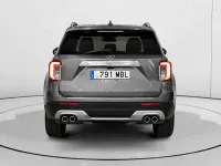 Usado Ford Explorer Platinum 457 CV (336 kW) 2022 Gris / plata SUV