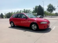Usado Mitsubishi Colt 103 CV (75 kW) 2003 Rojo Utilitario