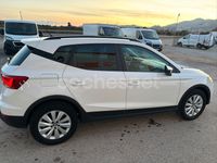 Usado Seat Arona Ecomotive 95 CV (69 kW) 2019 Blanco SUV