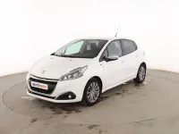 Usado Peugeot 208 Style 82 CV (60 kW) 2016 Blanco Utilitario