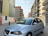 Usado Seat Ibiza Sport 64 CV (47 kW) 2004 Gris / plata Utilitario
