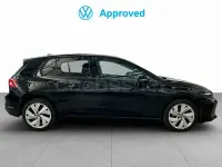 Usado VW Golf VIII 115 CV (84 kW) 2025 Negro Berlina