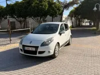 Usado Renault Scenic E-Tech 90 CV (66 kW) 2011 Blanco Monovolumen