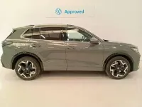 Usado VW Tiguan R-line 150 CV (110 kW) 2025 Verde SUV