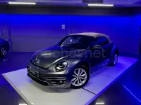Usado VW Beetle Design 110 CV (80 kW) 2018 Gris / plata Utilitario