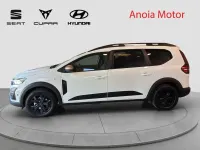 Usado Dacia Jogger Extreme 140 CV (102 kW) 2025 Blanco Monovolumen