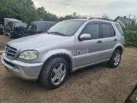 Usado Mercedes ML270 163 CV (119 kW) 2003 Gris / plata SUV