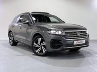 Usado VW Touareg R-line 231 CV (169 kW) 2022 Gris / plata SUV