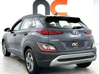 Usado Hyundai Kona 141 CV (103 kW) 2021 Gris / plata SUV