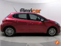 Usado Peugeot 208 Allure 110 CV (80 kW) 2018 Rojo Utilitario