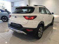 Usado Kia Stonic 84 CV (61 kW) 2021 Negro SUV