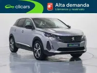 Usado Peugeot 3008 Allure 131 CV (96 kW) 2023 Plateado SUV