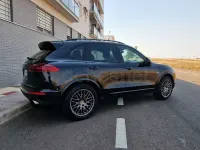 Usado Porsche Cayenne Platinum Edition 262 CV (192 kW) 2017 Negro SUV