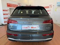 Usado Audi Q5 S-Line 204 CV (150 kW) 2021 Gris / plata SUV