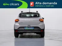 Usado Dacia Sandero Expression 101 CV (74 kW) 2023 Gris Utilitario