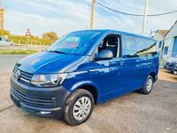 Usado VW Caravelle Trendline 114 CV (83 kW) 2017 Azul Monovolumen