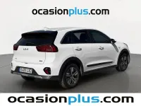 Usado Kia Niro 141 CV (103 kW) 2022 Blanco SUV