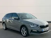 Usado Skoda Scala Style 150 CV (110 kW) 2023 Gris Utilitario