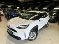 Usado Toyota Yaris Cross Active 116 CV (85 kW) 2024 Blanco SUV
