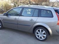 Usado Renault Mégane GrandTour Dynamique 106 CV (77 kW) 2009 Marrón Familiar