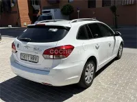 Usado Chevrolet Cruze LT 130 CV (95 kW) 2014 Blanco Familiar