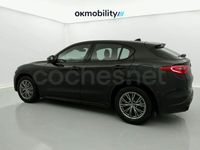 Usado Alfa Romeo Stelvio Super 160 CV (117 kW) 2022 Negro SUV