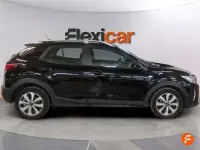 Begagnad Kia Stonic 84 HK (61 kW) 2022 Svart SUV