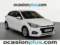 Usado Hyundai i20 75 CV (55 kW) 2019 Blanco Utilitario