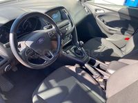 Usado Ford Focus Trend 95 CV (69 kW) 2018 Blanco Berlina