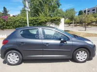 Usado Peugeot 207 75 CV (55 kW) 2010 Gris / plata Berlina
