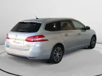 Usado Peugeot 308 Allure 132 CV (97 kW) 2017 Gris Utilitario