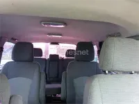 Usado Hyundai H-1 140 CV (102 kW) 2005 Gris / plata Monovolumen