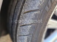 Usado VW Touran Highline 140 CV (102 kW) 2009 Gris / plata Monovolumen