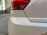 Usado Seat Ibiza Style 80 CV (58 kW) 2018 Blanco Utilitario