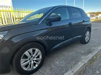 Usado Peugeot 3008 Active 130 CV (95 kW) 2019 Azul SUV