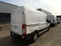 Usado Ford Transit 130 CV (95 kW) 2022 Blanco Berlina