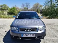 Usado Audi A4 163 CV (119 kW) 2003 Gris / plata Berlina