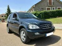 Usado Mercedes ML320 218 CV (160 kW) 2002 Azul SUV