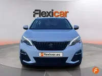 Usado Peugeot 5008 Allure 130 CV (95 kW) 2020 Blanco SUV