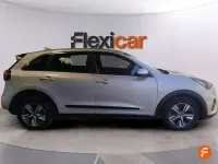 Usado Kia Niro 141 CV (103 kW) 2020 Gris SUV