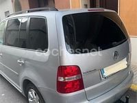 Usado VW Touran Advance 140 CV (102 kW) 2005 Gris / plata Monovolumen