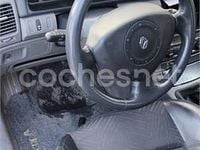 Usado Renault Laguna GrandTour Expression 120 CV (88 kW) 2002 Verde Familiar