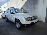 Usado Dacia Duster Lauréate 110 CV (80 kW) 2017 Blanco SUV