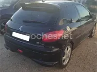 Usado Peugeot 206 Quiksilver 90 CV (66 kW) 2004 Negro Berlina