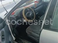 Usado Seat Toledo Stylance 105 CV (77 kW) 2004 Gris / plata Berlina