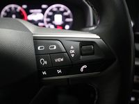 Usado Seat Leon Style 130 CV (95 kW) 2022 Blanco