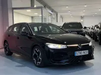 Usado VW Passat R-line 150 CV (110 kW) 2025 Negro Familiar