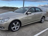 Usado Mercedes E220 Elegance 170 CV (125 kW) 2009 Beige Berlina